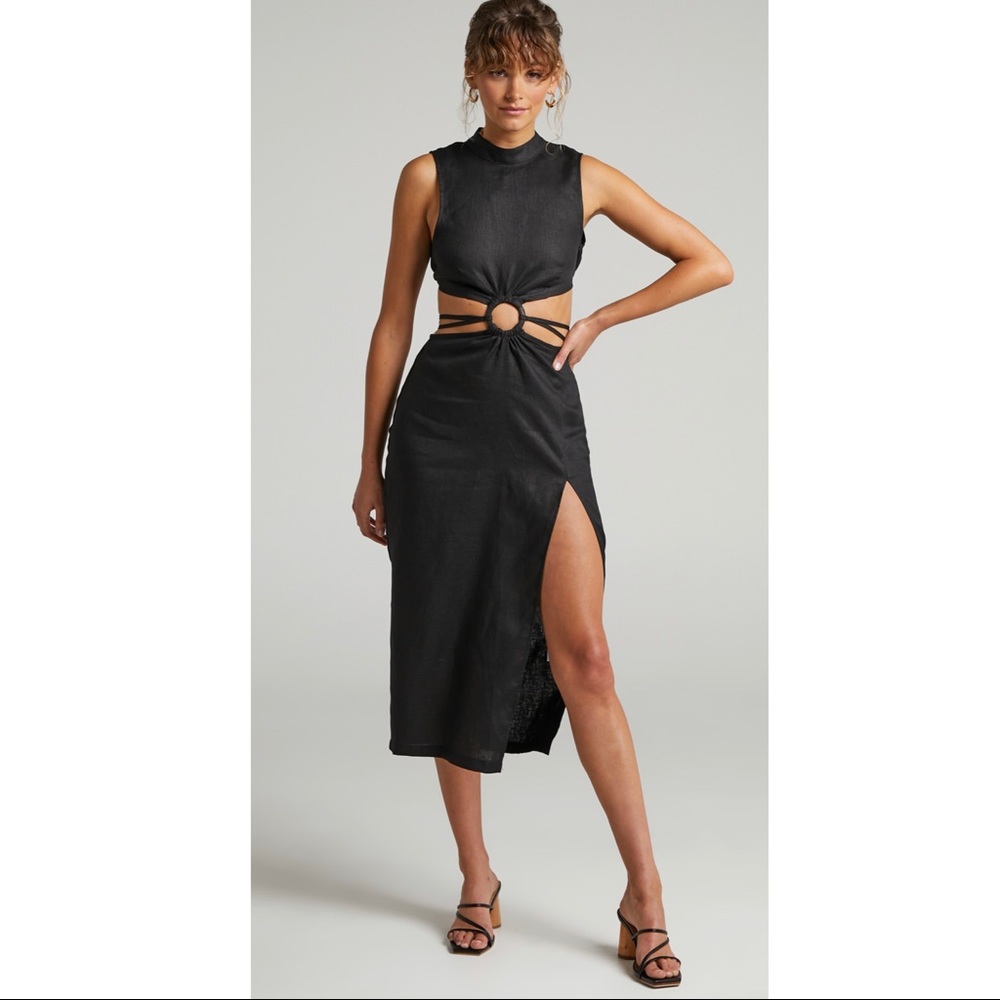NWOT Showpo Linen Cutout Dress w/ Ring Detail